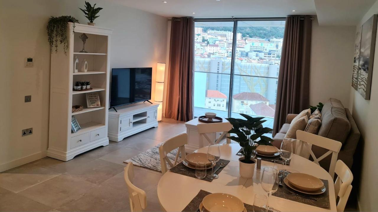 Luxury Apartment In Eurocity Gibraltar Zewnętrze zdjęcie
